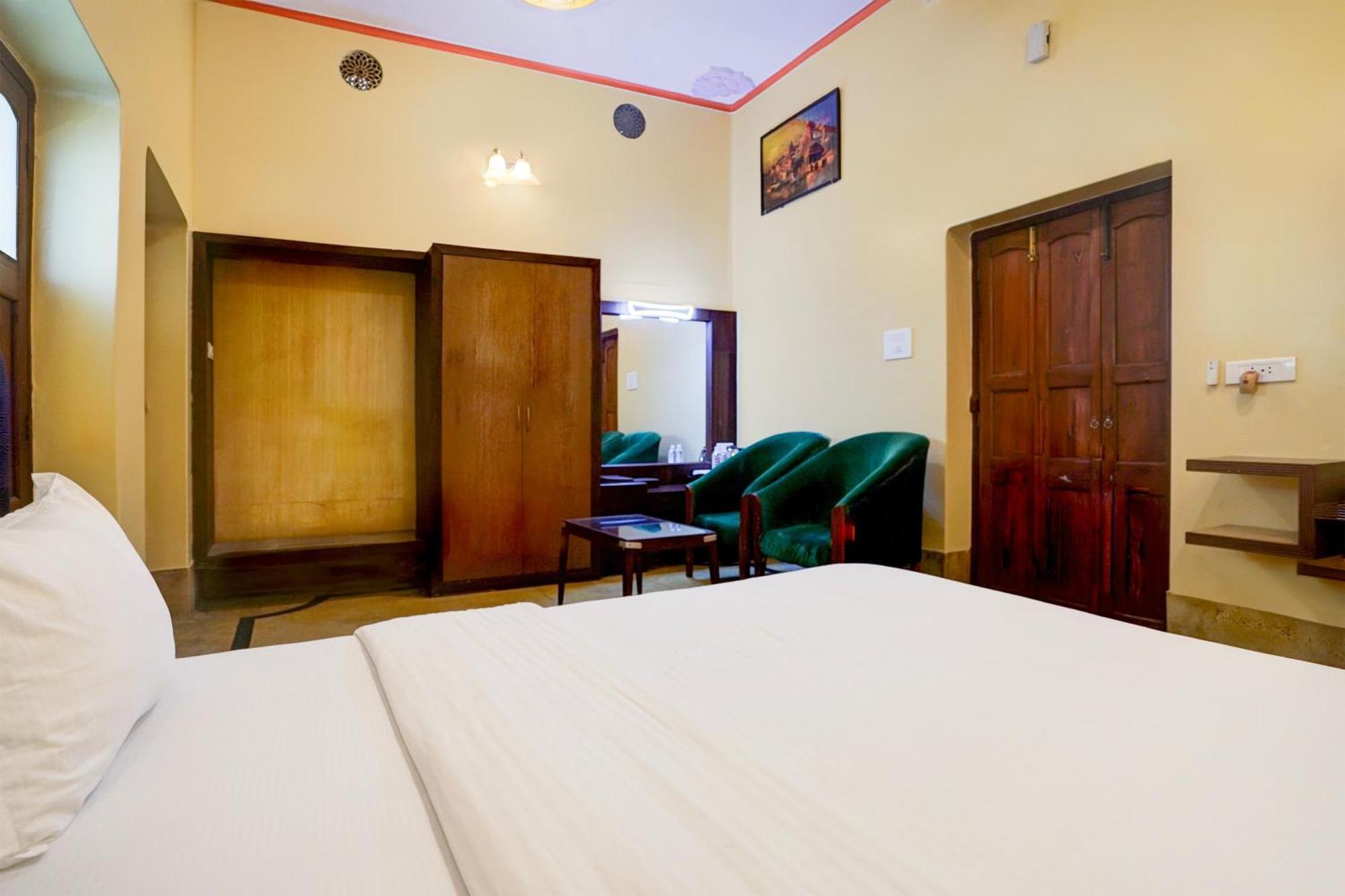 Palette Heritage Scindia Ghat Varanasi Exterior photo