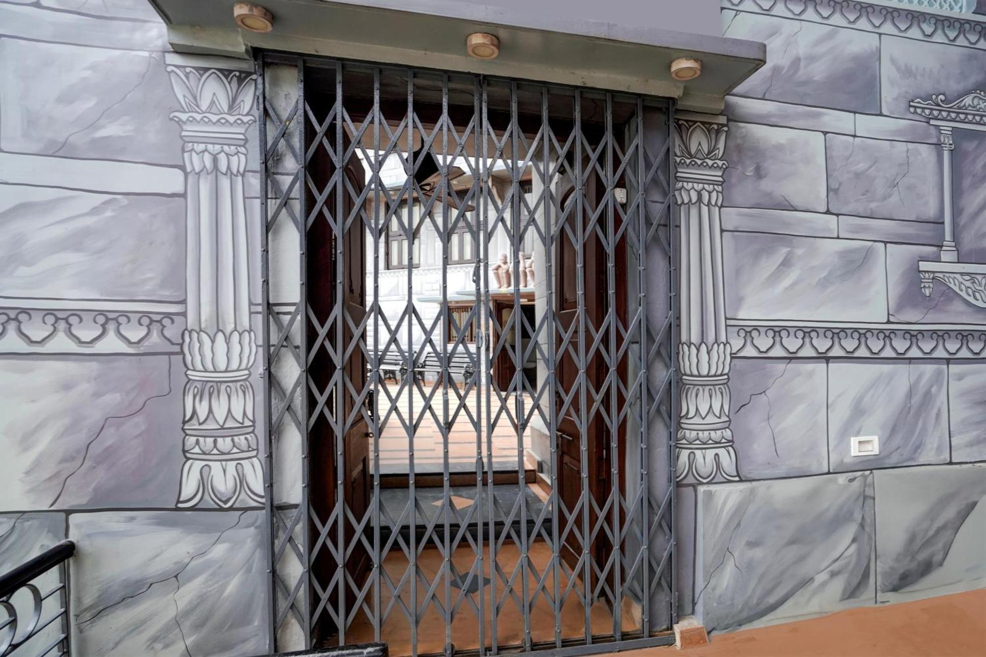 Palette Heritage Scindia Ghat Varanasi Exterior photo